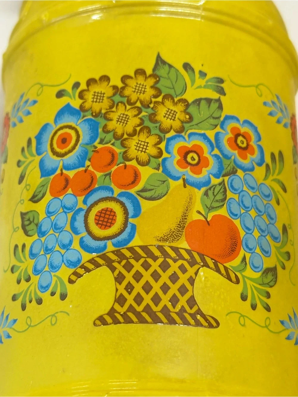 1970’s AVON Creamery Decanter Field flowers lotion bottle and box